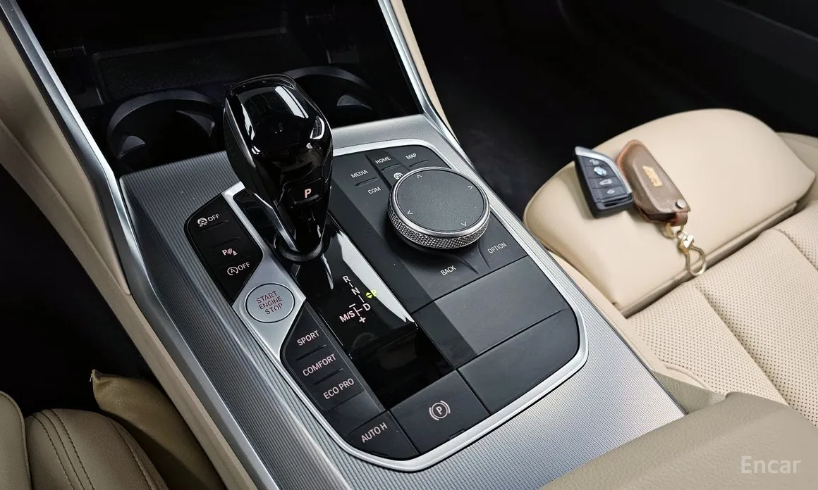 Photo 9 - BMW 3 Series