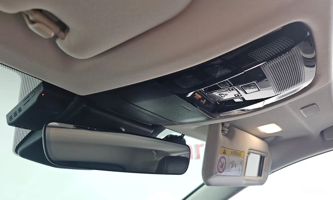 Фото 17 - Lexus NX