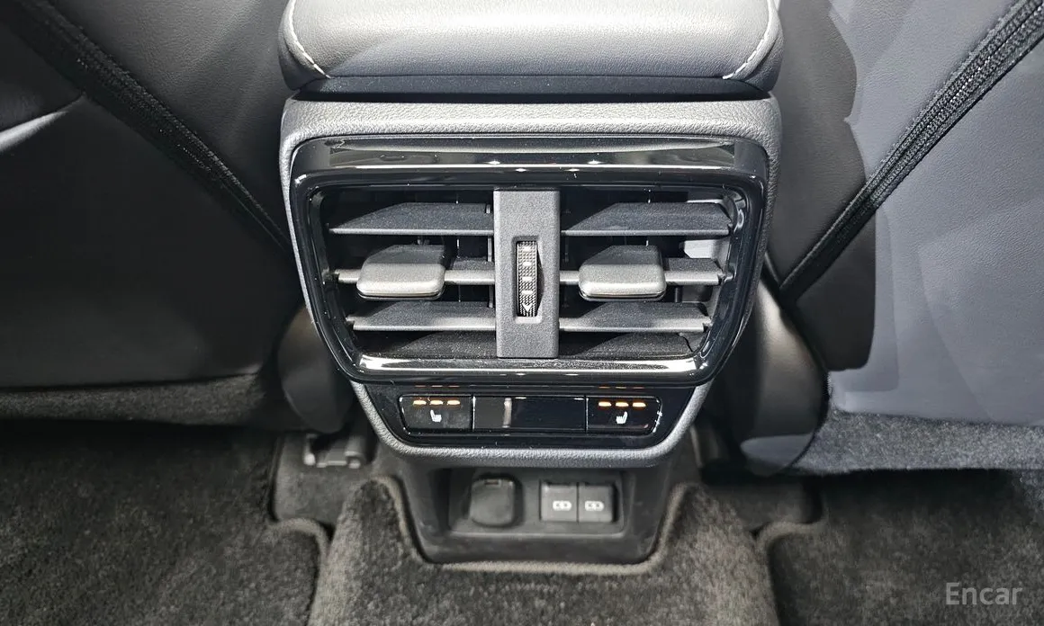 Фото 18 - Lexus NX