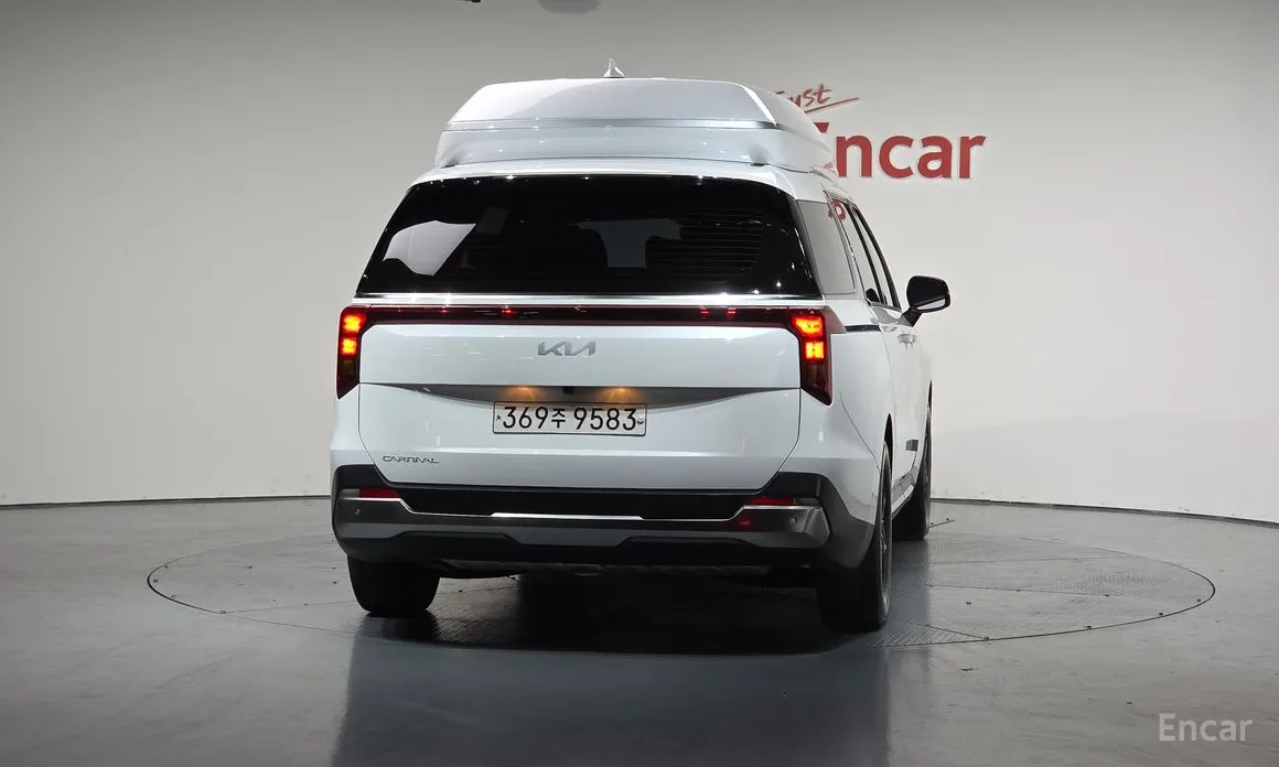 Фото 4 - Kia Carnival