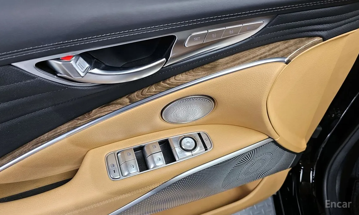 Фото 14 - Kia K9