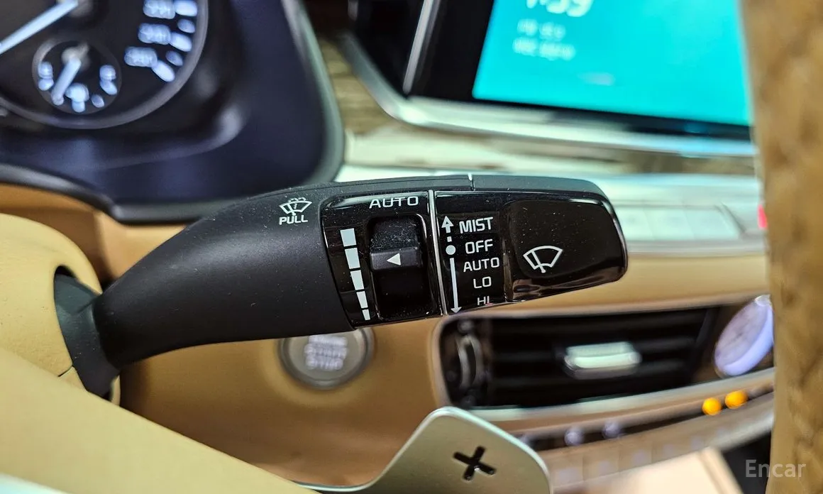 Фото 16 - Kia K9