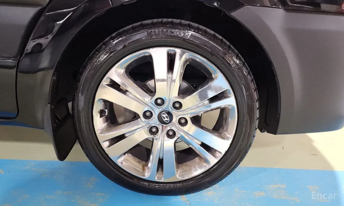 Фото 5 - Hyundai Solati