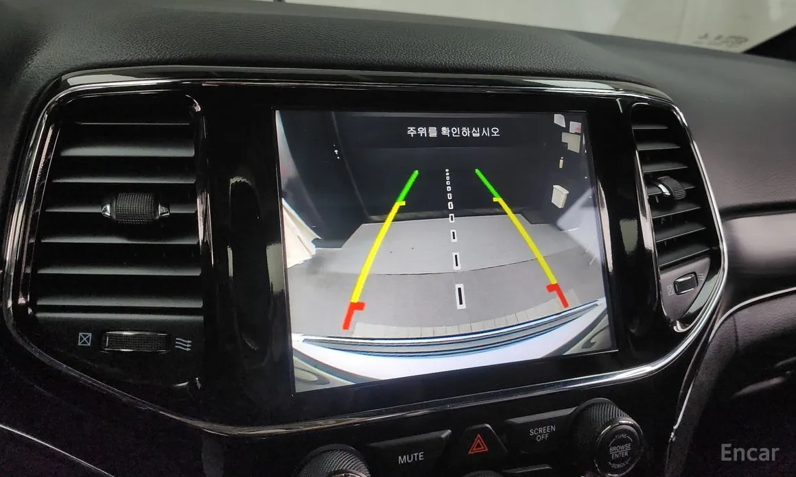 Фото 15 - Jeep Cherokee