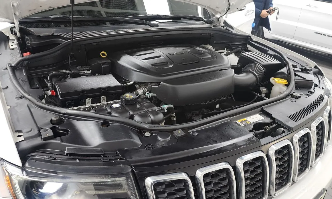 Фото 6 - Jeep Cherokee