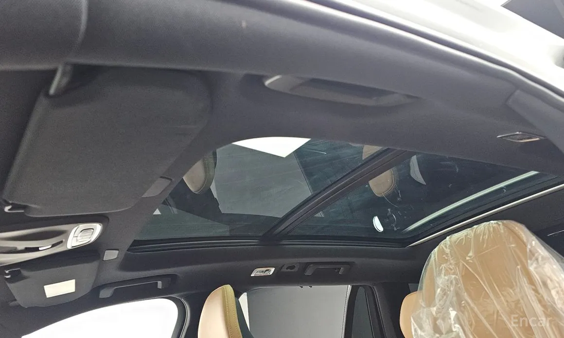 Фото 19 - Volvo XC90