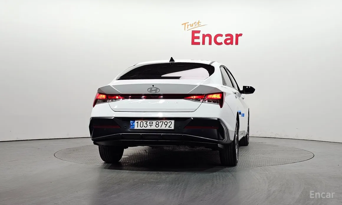 Фото 4 - Hyundai Avante