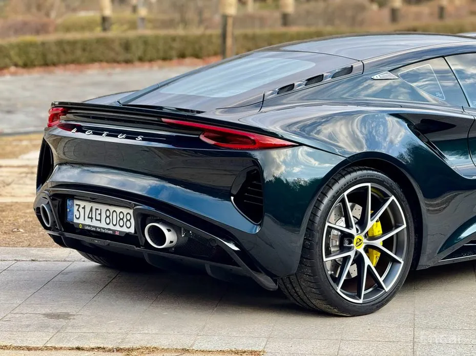 Фото 6 - Lotus Emira