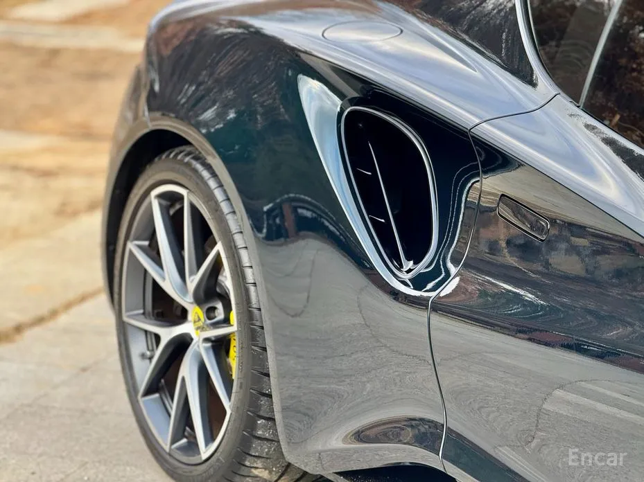 Фото 9 - Lotus Emira