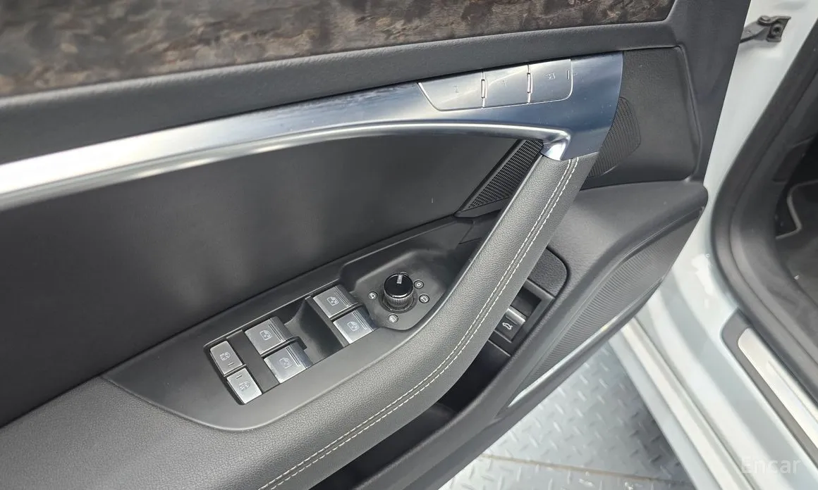 Фото 14 - Audi A7