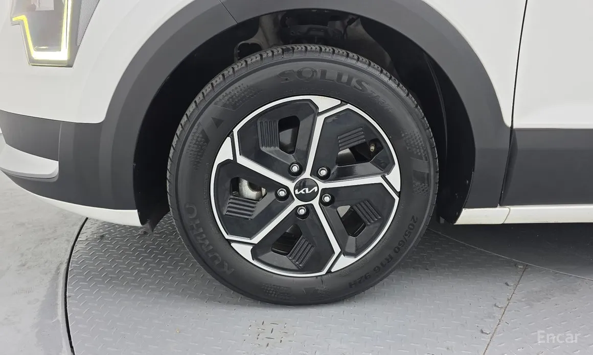 Фото 5 - Kia Niro