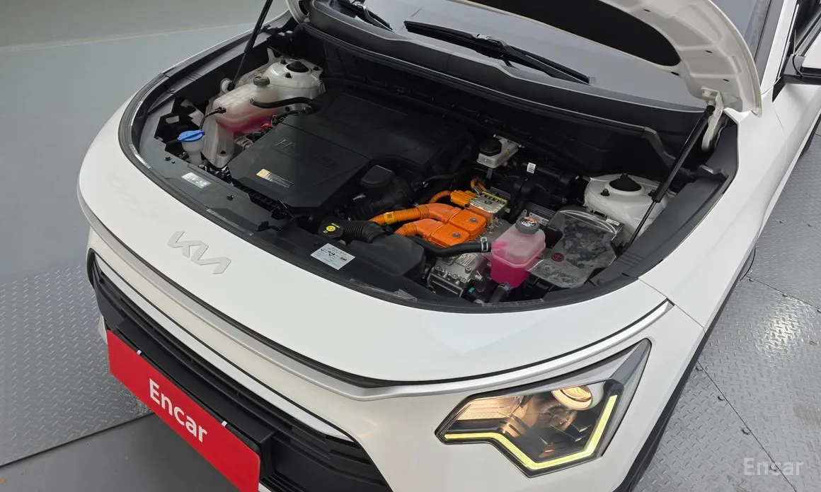 Фото 6 - Kia Niro