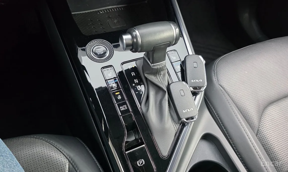 Фото 9 - Kia Niro