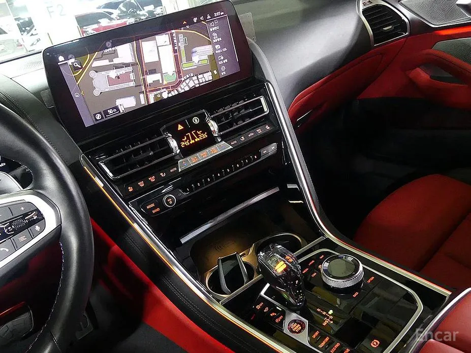 Фото 11 - BMW 8 Series