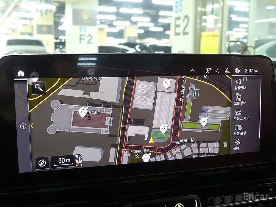 Фото 12 - BMW 8 Series