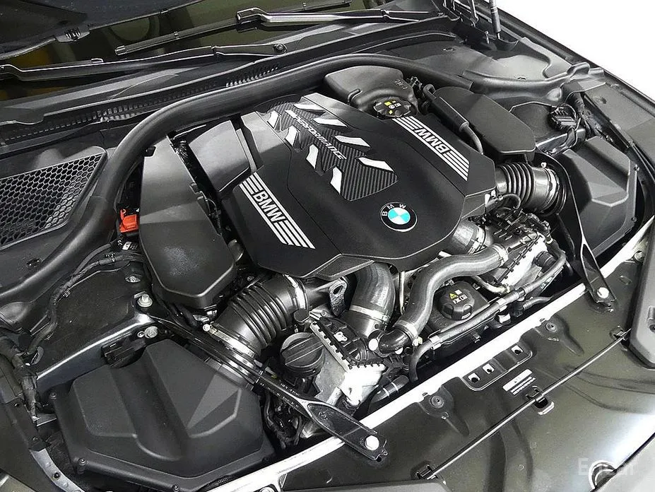 Фото 6 - BMW 8 Series