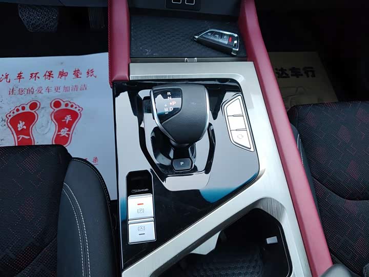 Фото 14 - Jetour X70