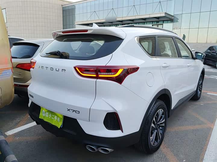 Фото 7 - Jetour X70