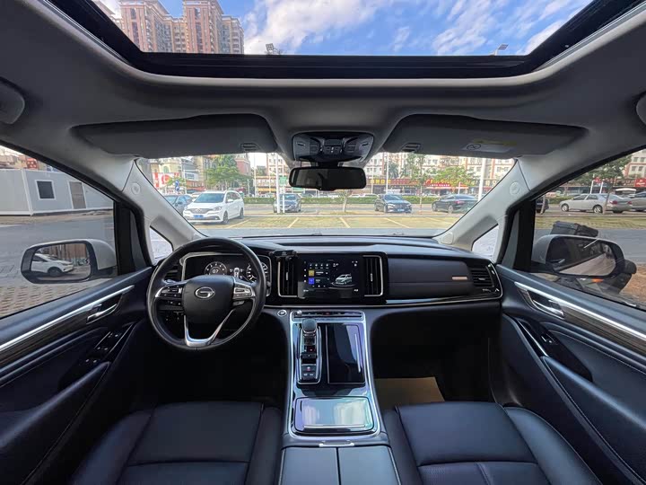 Фото 14 - GAC Trumpchi M8