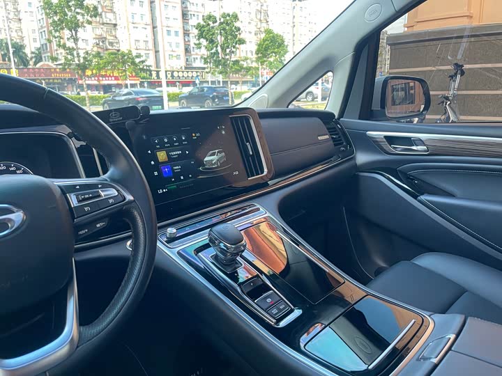 Фото 16 - GAC Trumpchi M8