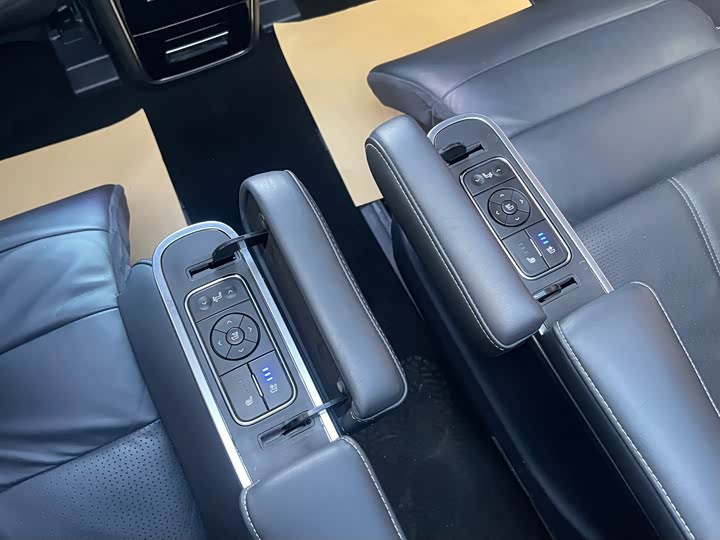 Фото 20 - GAC Trumpchi M8