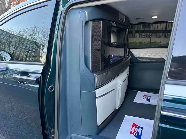 Фото 9 - Buick GL8 Century