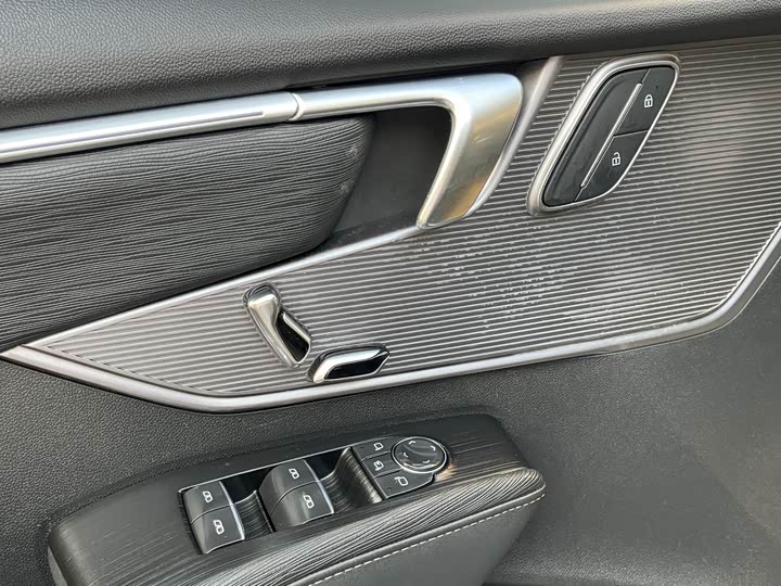 Фото 20 - Buick LaCrosse