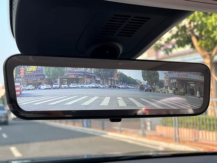 Фото 26 - Buick LaCrosse