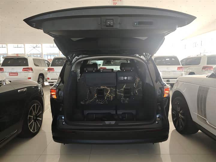 Фото 19 - Toyota Sienna