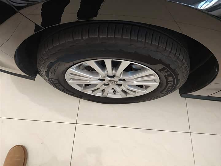 Фото 23 - Toyota Sienna