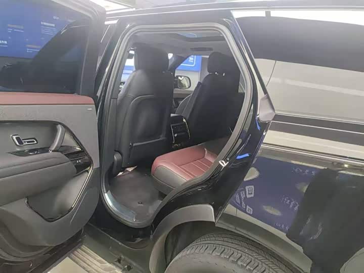 Фото 9 - Land Rover Range Rover Sport