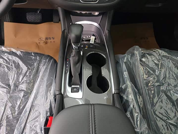 Фото 16 - Chevrolet Malibu XL