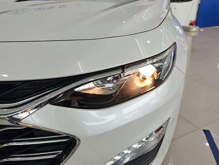 Фото 5 - Chevrolet Malibu XL