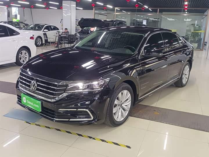 Фото 2 - Volkswagen Passat