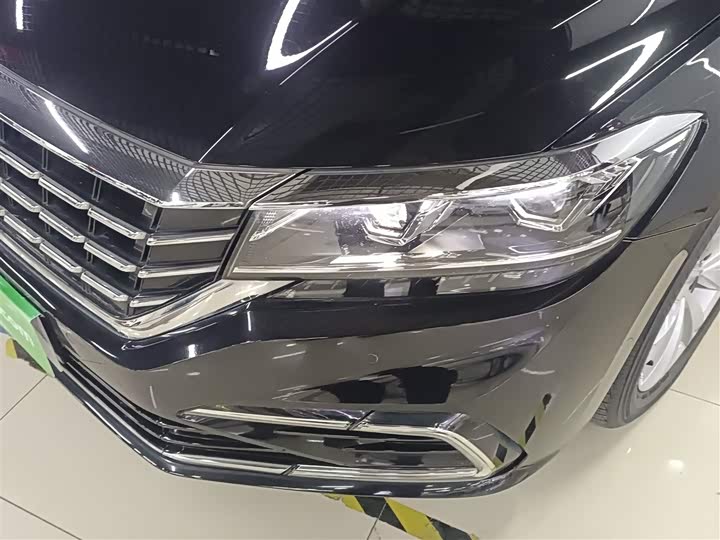 Фото 24 - Volkswagen Passat