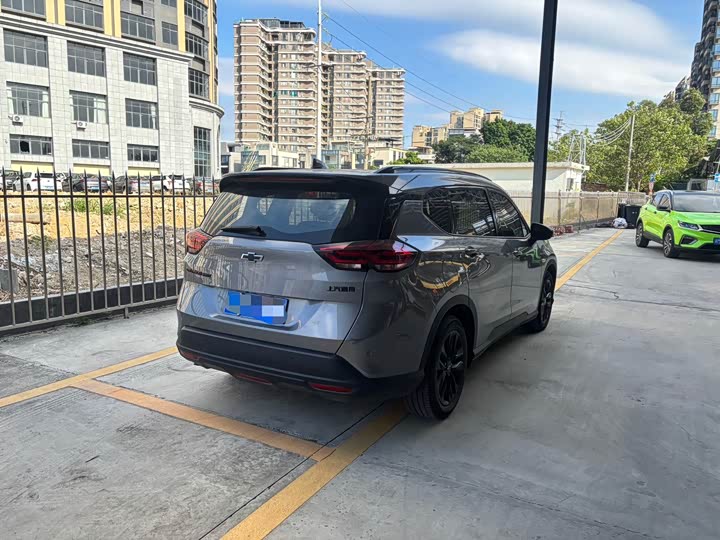 Фото 5 - Chevrolet Orlando