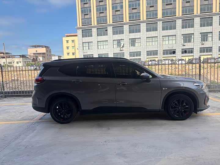 Фото 7 - Chevrolet Orlando