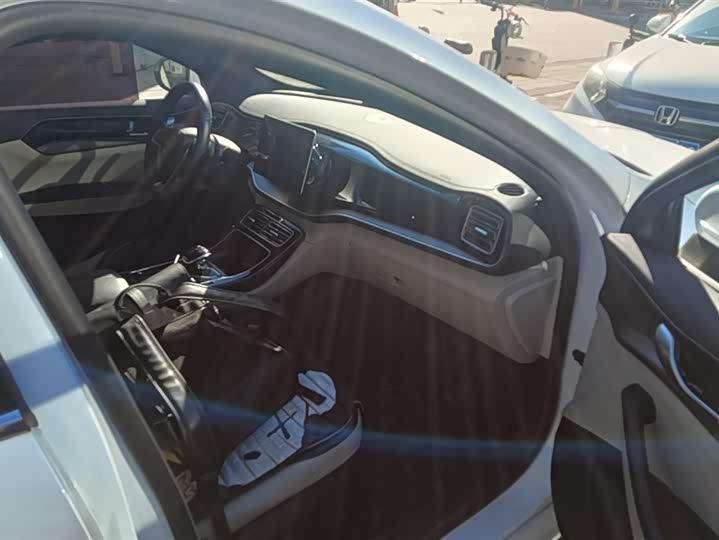 Фото 8 - BYD Qin Plus