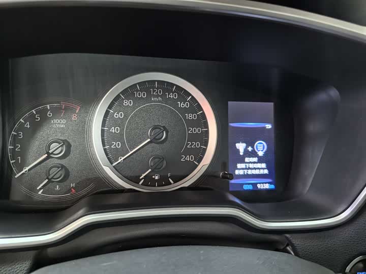 Фото 11 - Toyota Frontlander