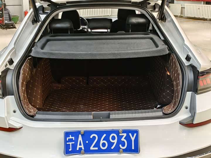 Фото 14 - Volkswagen Lamando L