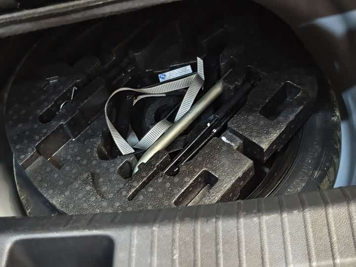 Фото 15 - Volkswagen Lamando L