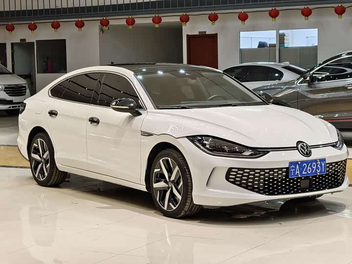 Фото 2 - Volkswagen Lamando L