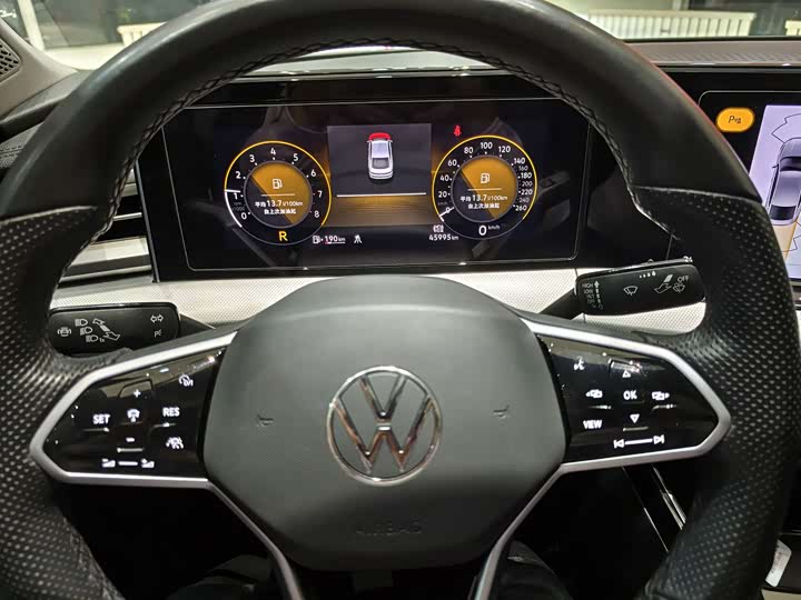 Фото 20 - Volkswagen Lamando L