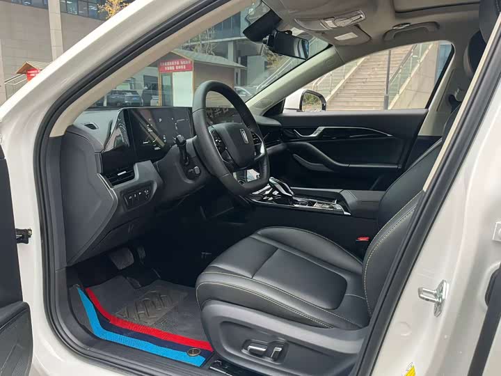 Фото 4 - Bestune B70