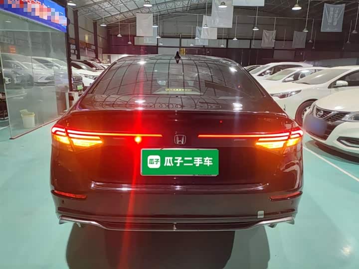 Фото 6 - Honda Accord