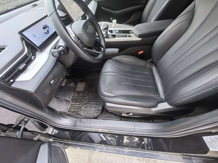 Фото 10 - Geely Preface