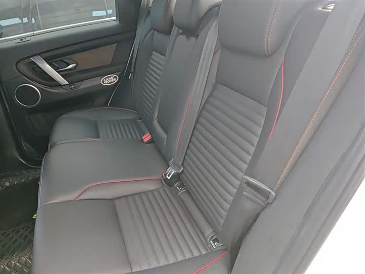 Фото 17 - Land Rover Discovery Sport