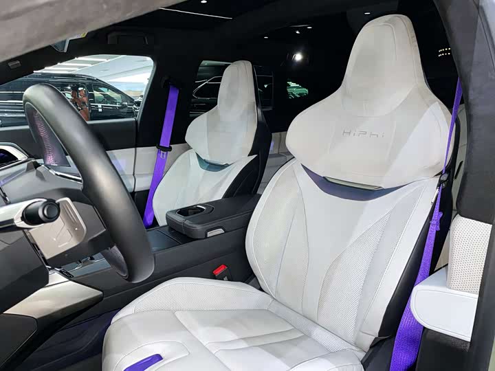 Фото 13 - HiPhi Z