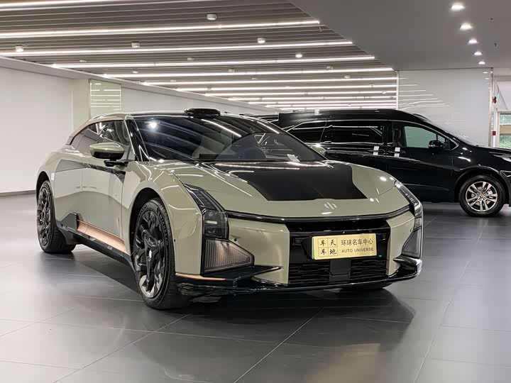 Фото 3 - HiPhi Z