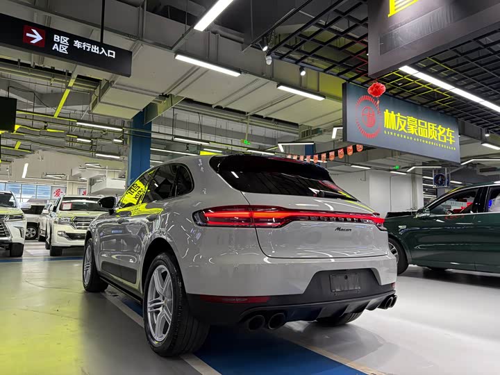 Фото 4 - Porsche Macan